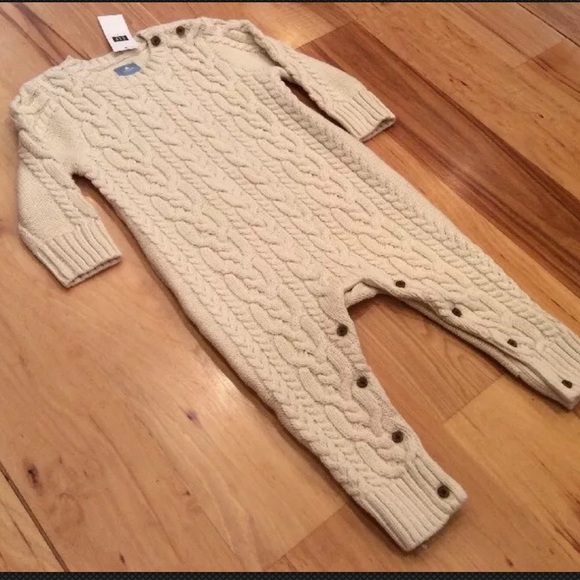 Baby Gap Boys 6-12 Month Cream White Cable Knit Sweater Romper Nwt